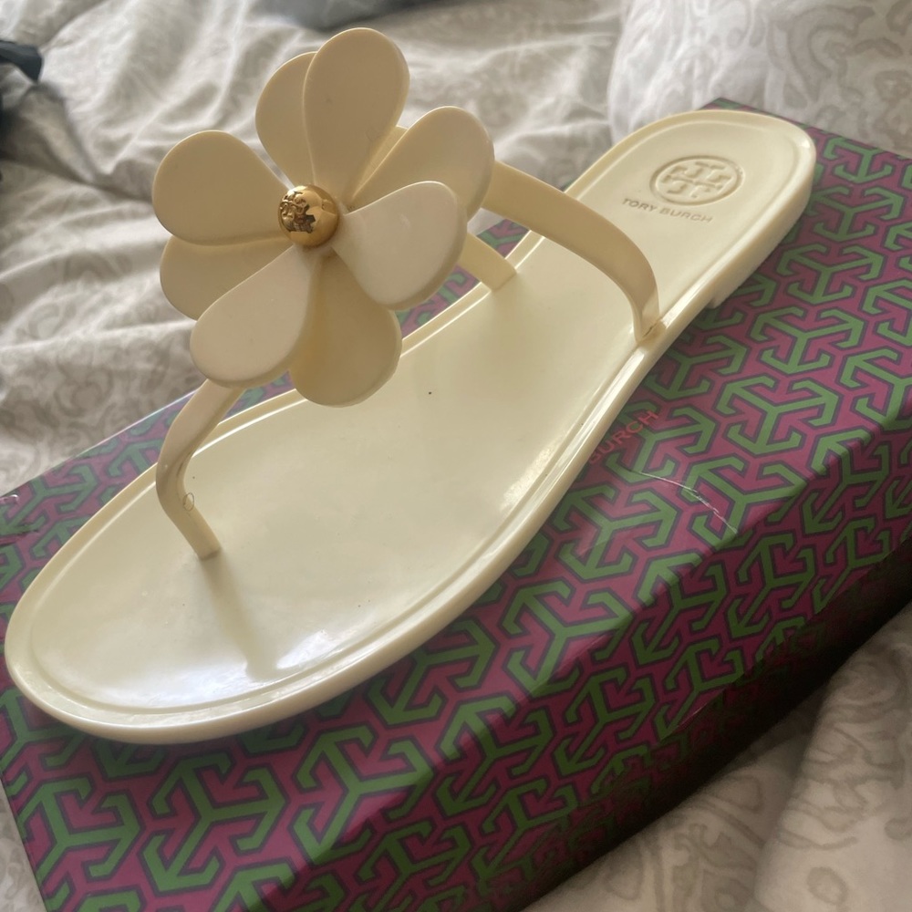Tory Burch sandals. Worn maybe 5 times max. Ivory color.